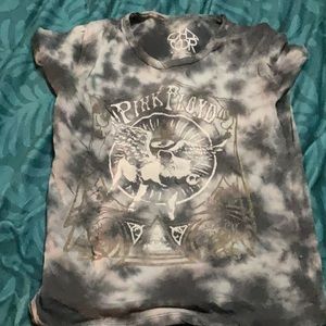 Grey Pink Floyd shirt